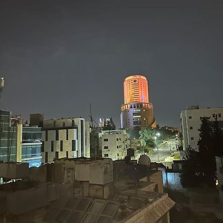 Ash ShumaysaniPrivet Near Downtown Kh&Sh公寓 外观 照片
